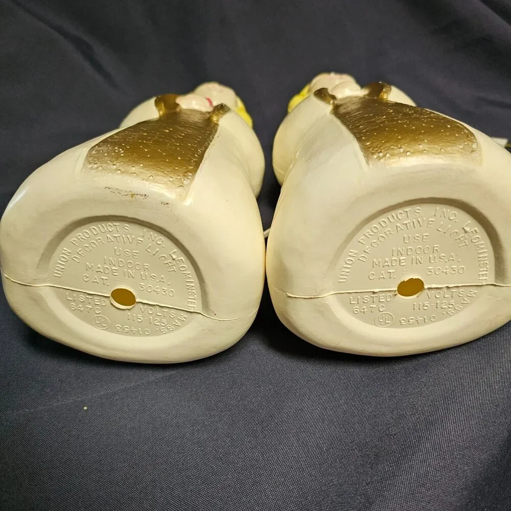 Pair Choir Angel Christmas Blowmolds 1970s Union Products Inc. 13.5
